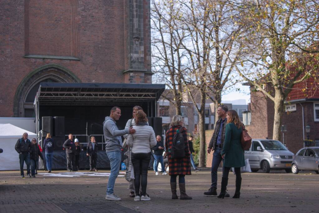 Demonstratie voor de vrijheid bij Onze Lieve Vrouwetoren