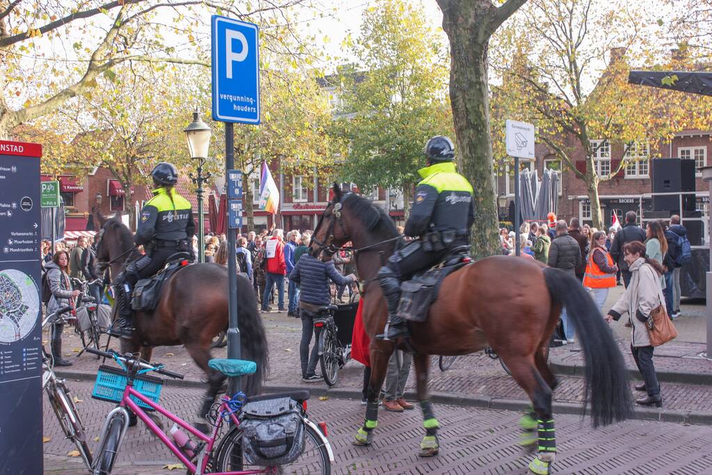 Demonstratie voor de vrijheid bij Onze Lieve Vrouwetoren