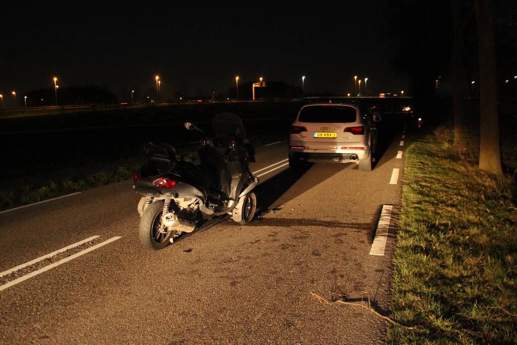Piaggio MP3-motorscooter betrokken bij aanrijding