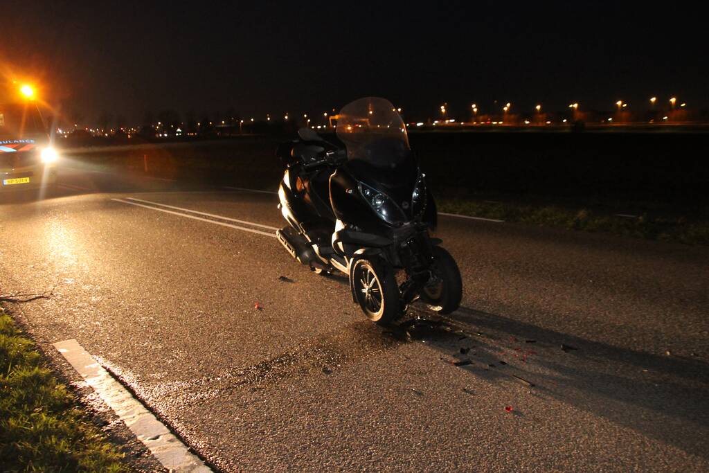 Piaggio MP3-motorscooter betrokken bij aanrijding