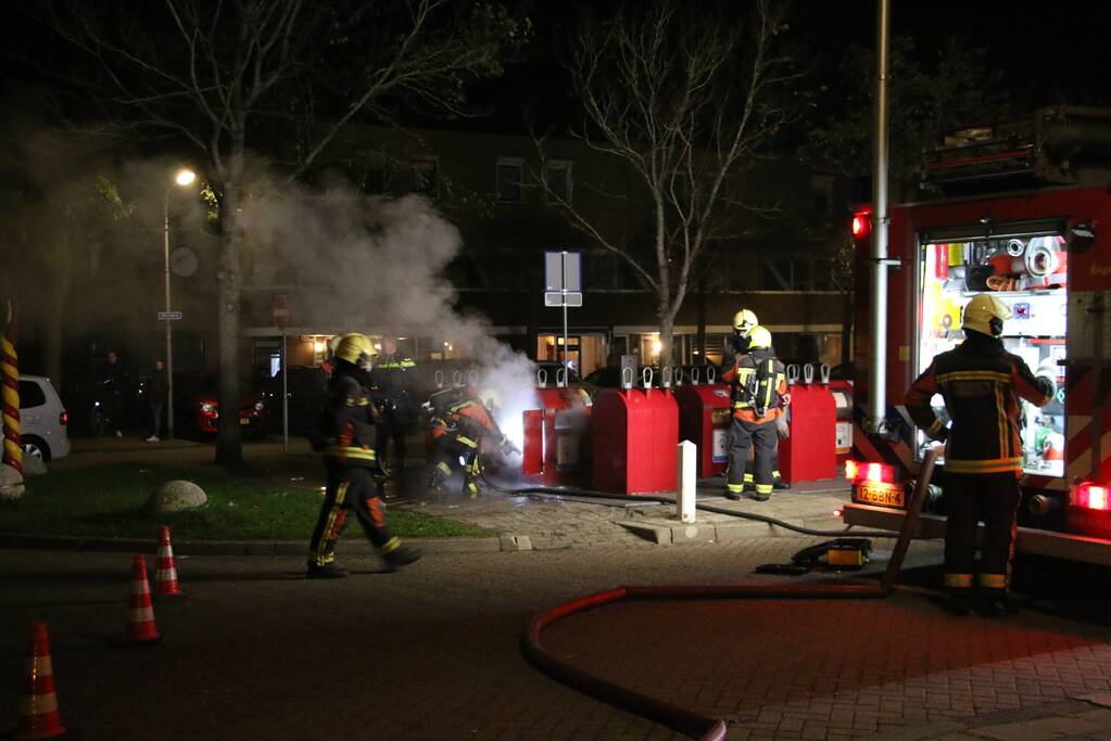 Ondergrondse container in brand