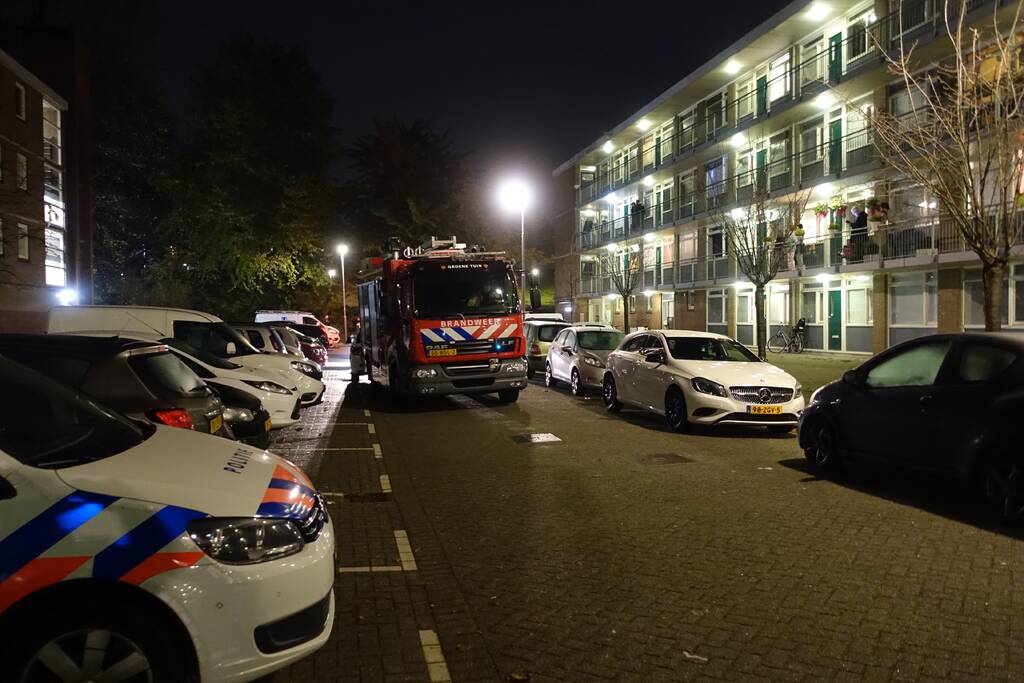 Vuurwerk afgestoken in trappenhuis portiekflat