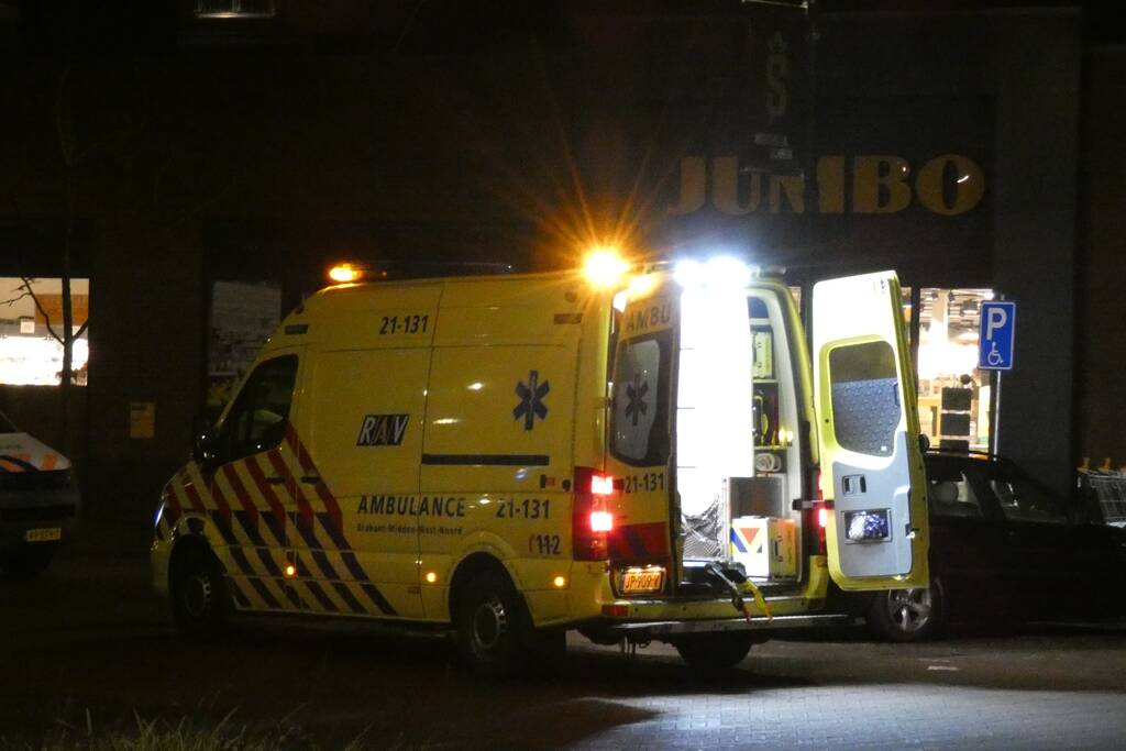 Man bewusteloos in auto aangetroffen