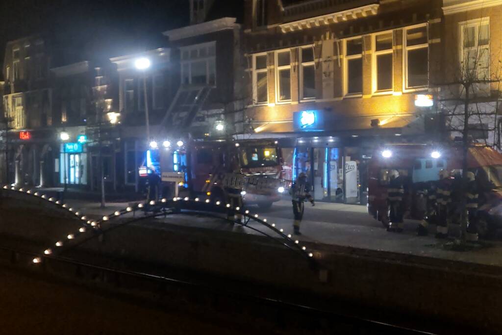 Zoekactie naar mogelijk persoon te water