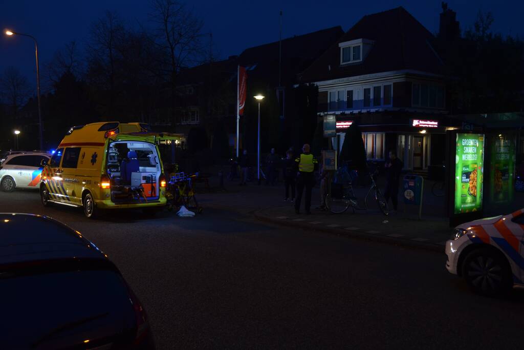 Automobilist rijdt door na aanrijding met fietser