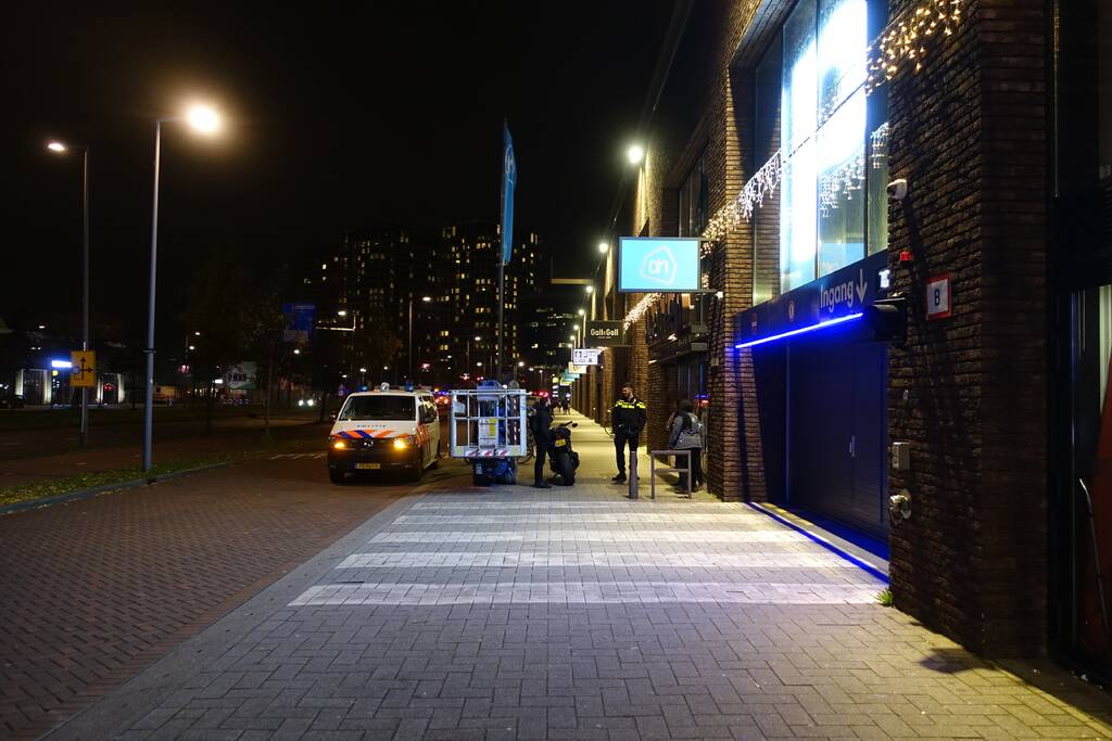 Overval op supermarkt Albert Heijn, daders gevlucht