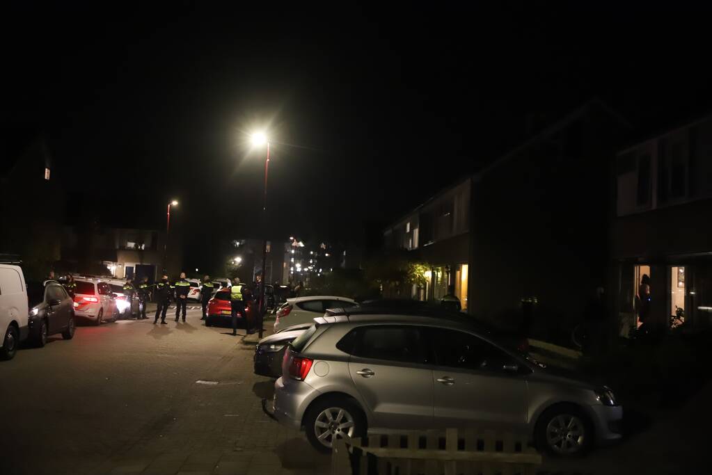 Man gewond na steekincident in woning