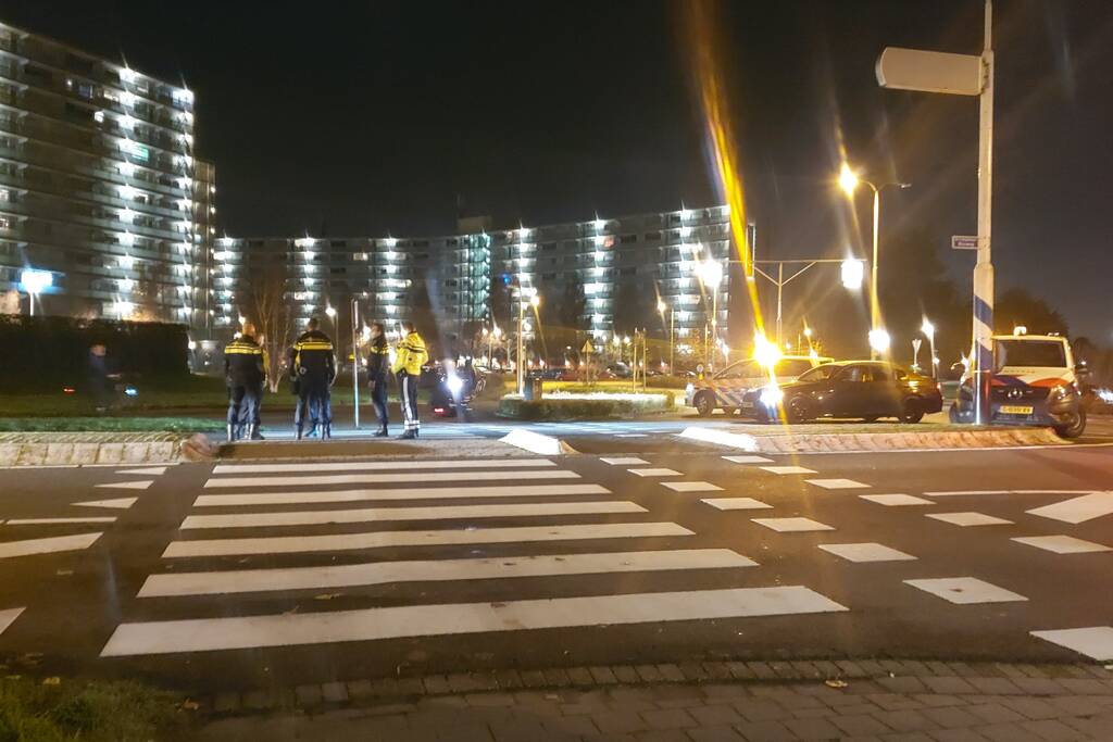 Persoon gewond na aanrijding met auto