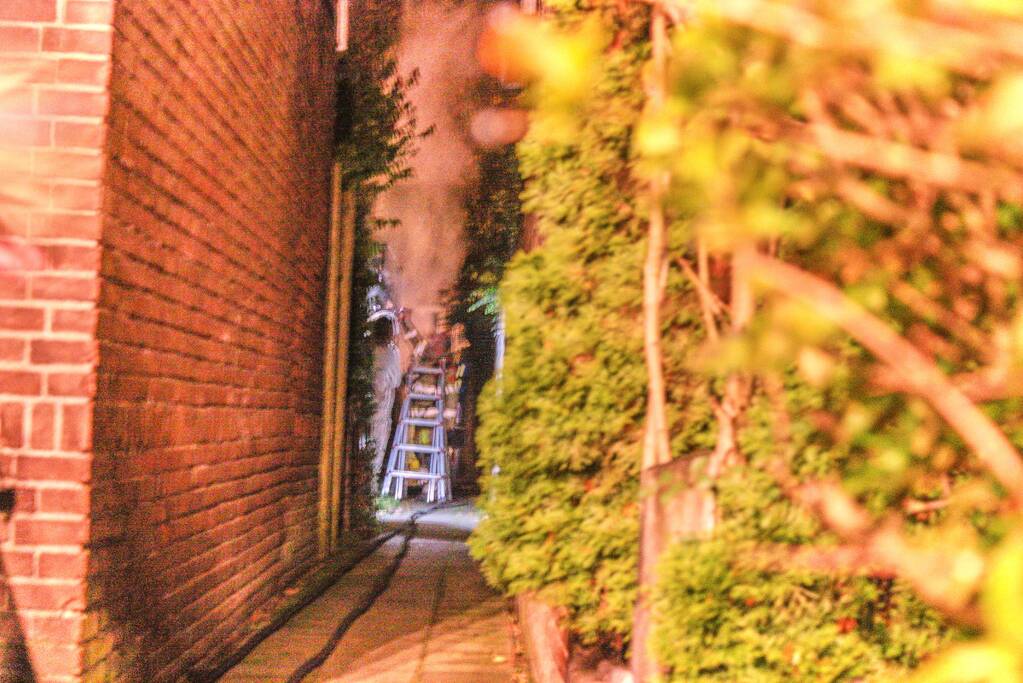 Veel rook bij brand in schuur