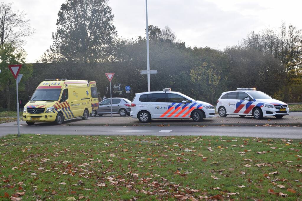 Fietser gewond na aanrijding met auto