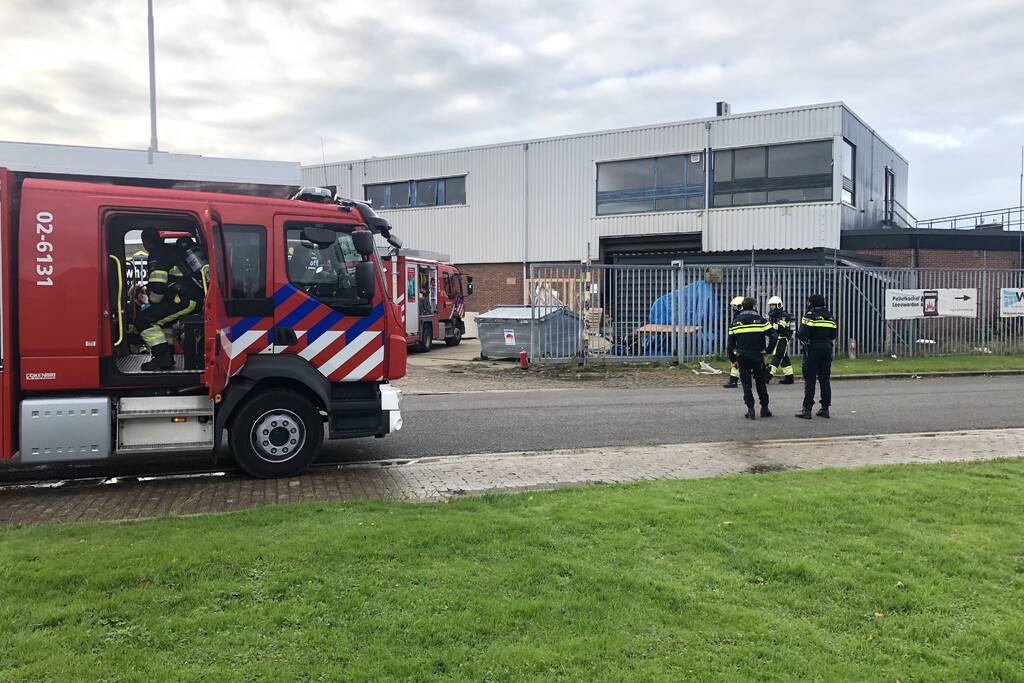 Brand in loods van Meubelhal