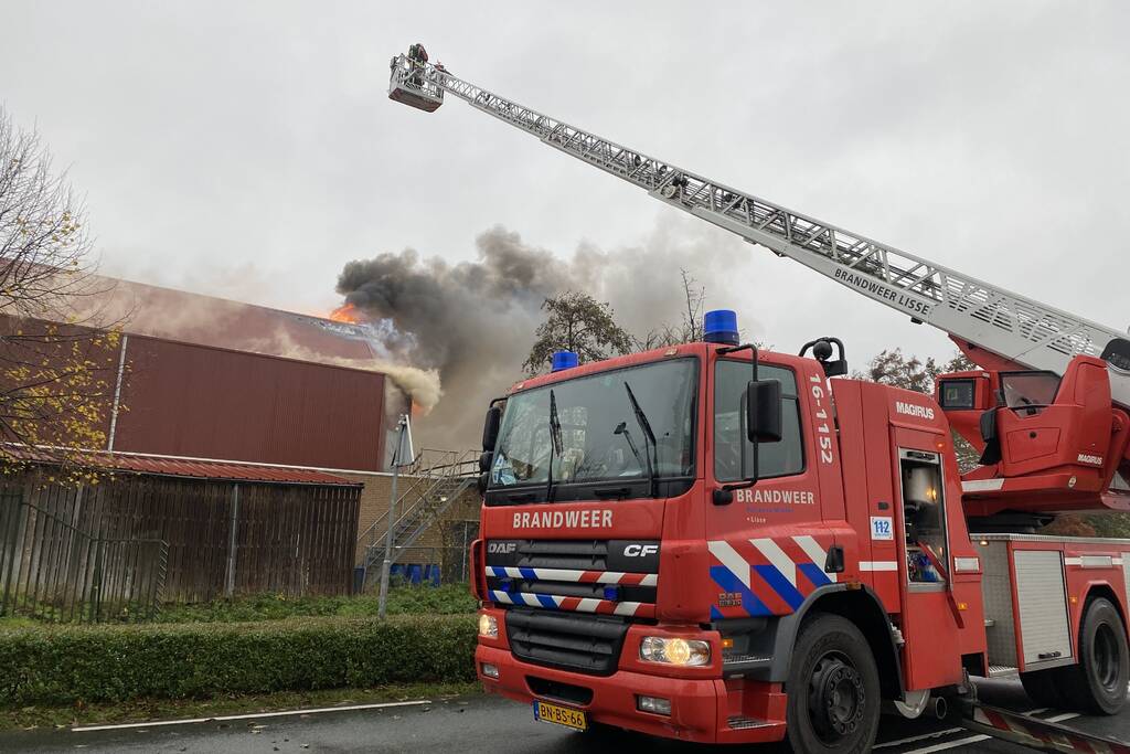 Sporthal Optisport De Schelft verwoest door brand