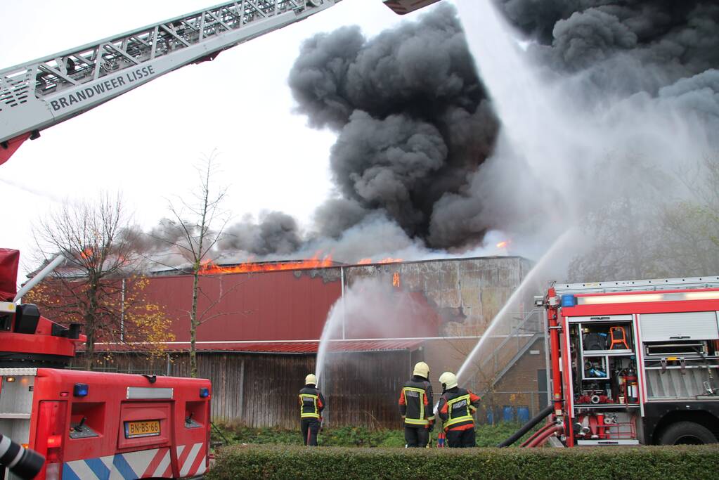 Sporthal Optisport De Schelft verwoest door brand