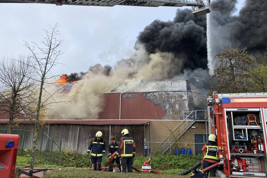 Sporthal Optisport De Schelft verwoest door brand