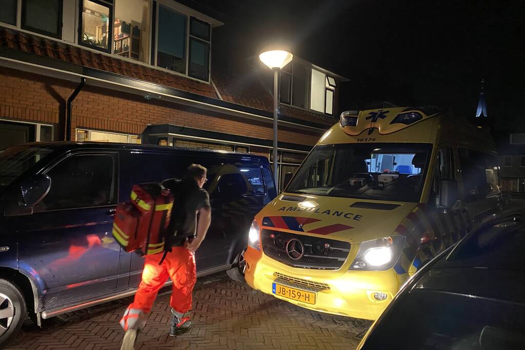 Traumahelikopter landt voor incident in woning