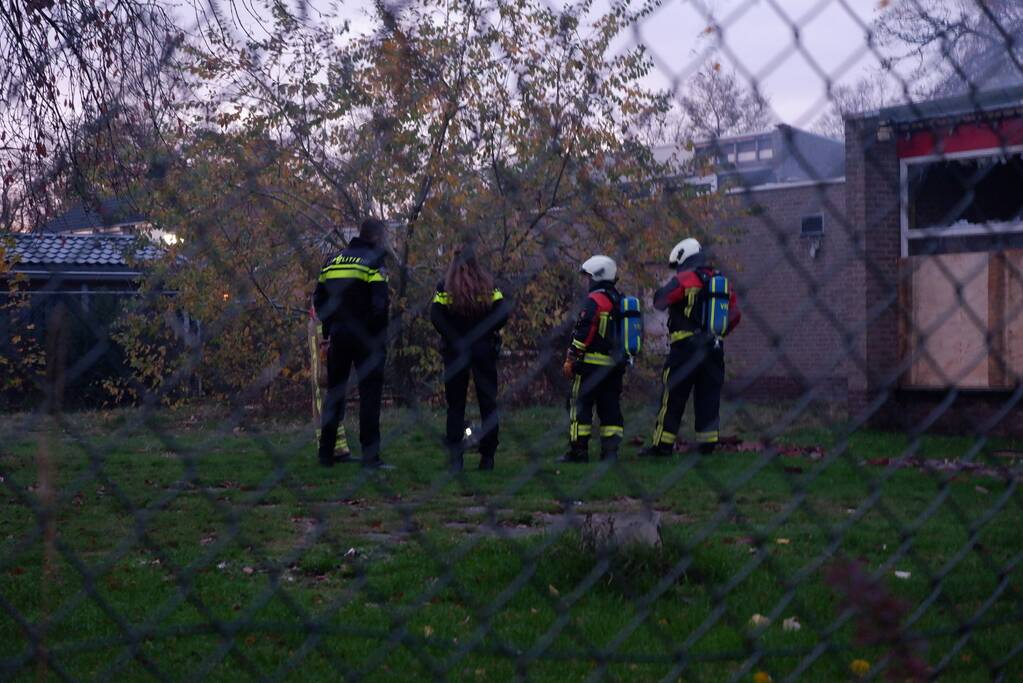 Brand in leegstaand schoolgebouw