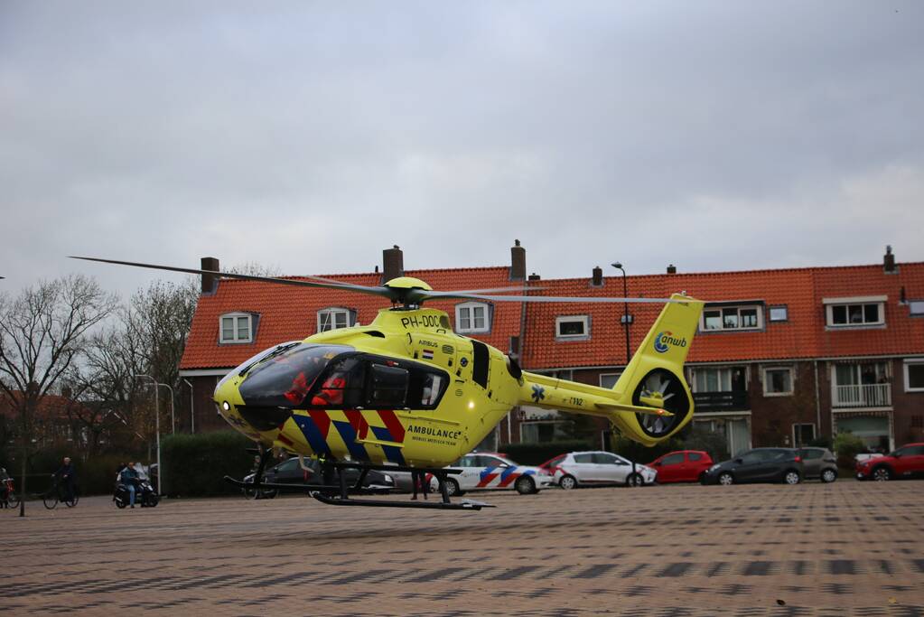 Traumahelikopter ingezet voor incident in woning