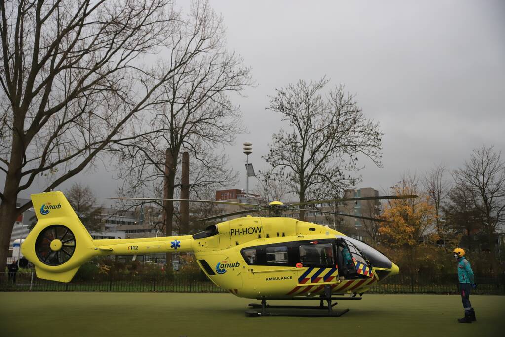 Covid-helikopter landt bij Groene Hart Ziekenhuis