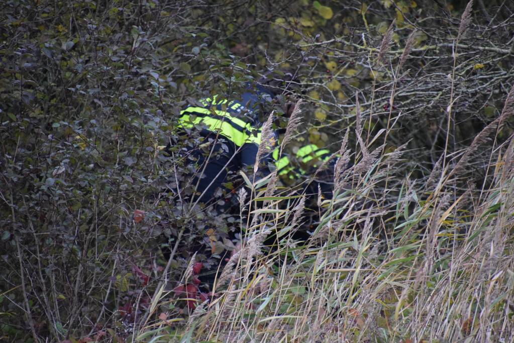 Vermoedelijk afval wietteelt gevonden in natuurgebied