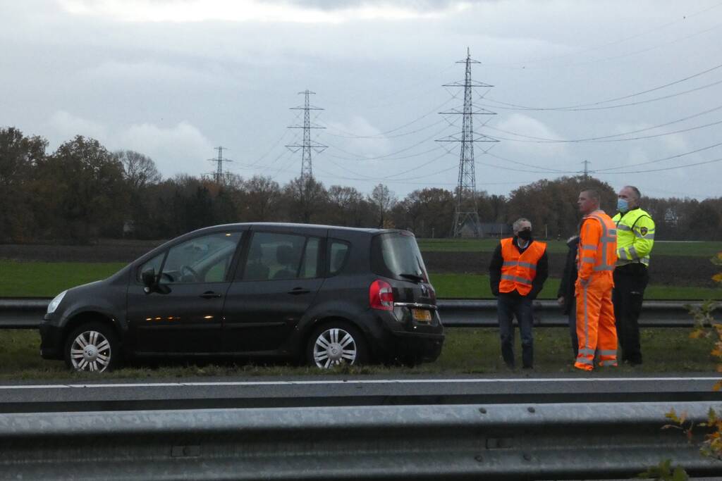 Rijstrook A28 afgesloten door ongeval