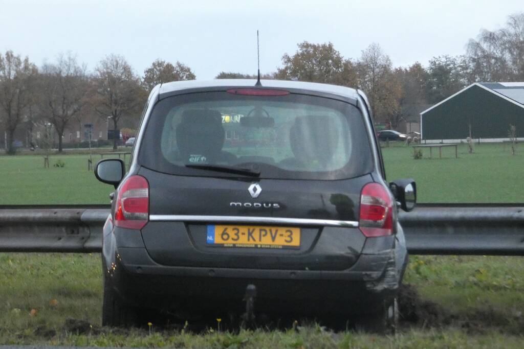 Rijstrook A28 afgesloten door ongeval