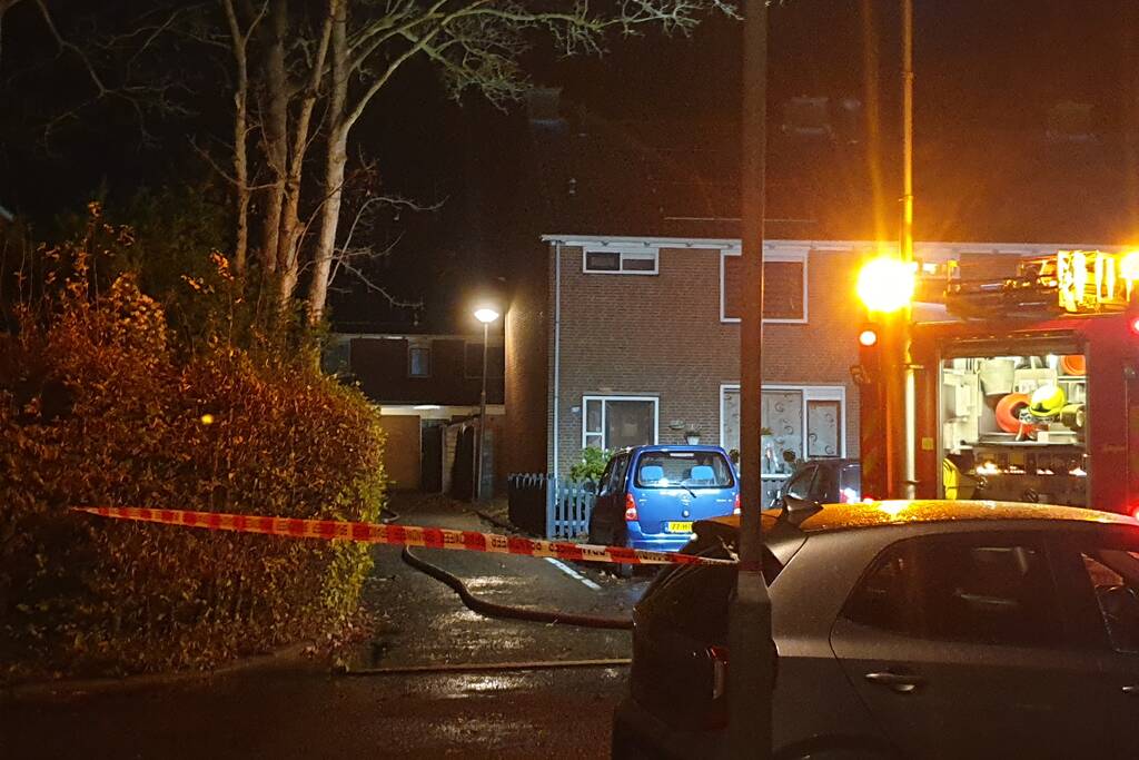 Meerdere schuren vliegen in brand