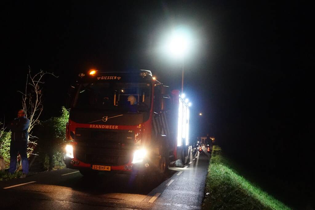 Brand in schoorsteen van woning