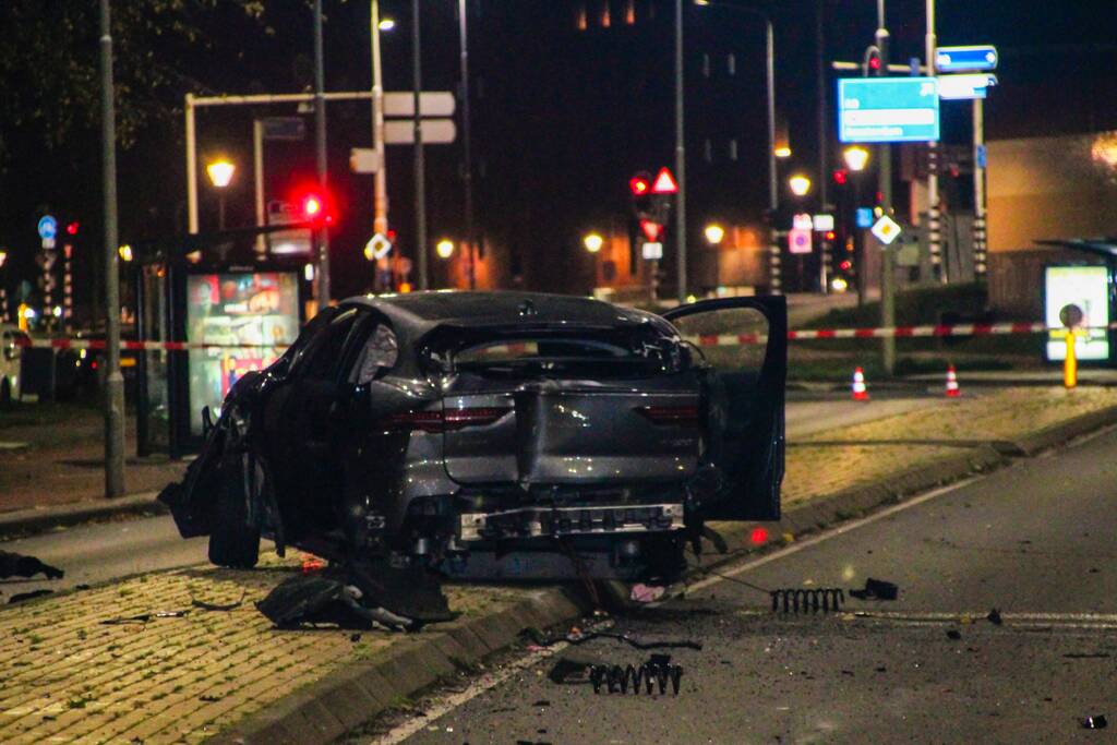 Zwaargewonde bij ernstig ongeval, mogelijk straatrace