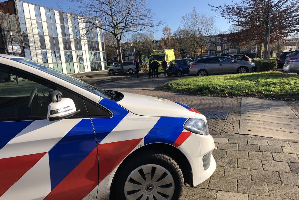 Fietser gewond na botsing met auto