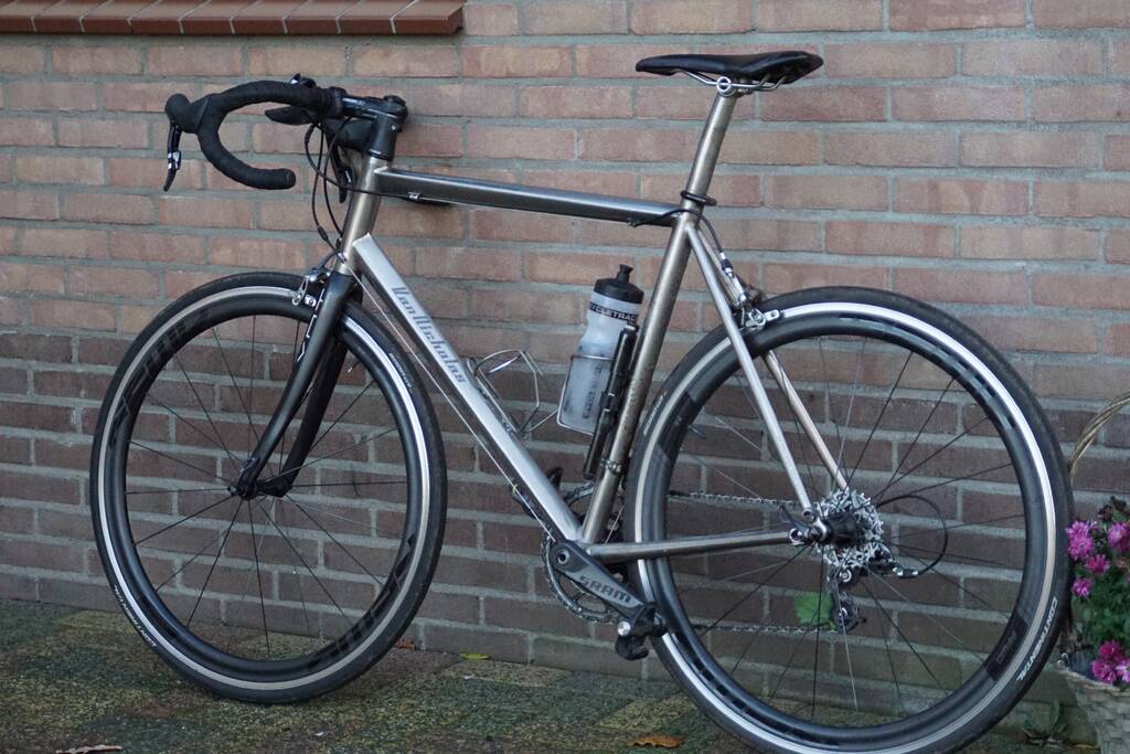 Fietser gewond bij aanrijding tussen fietsers