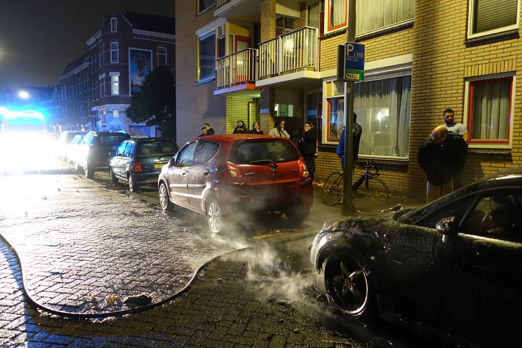 Auto volledig verwoest door brand