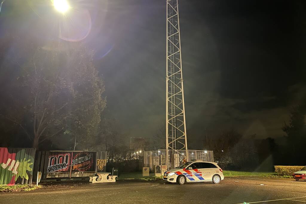 Mogelijk brand bij jeugdhonk