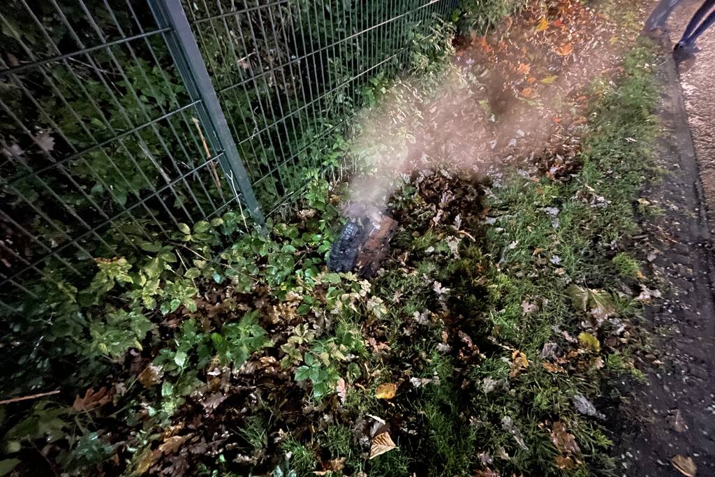 Brand in schoorsteen van woning