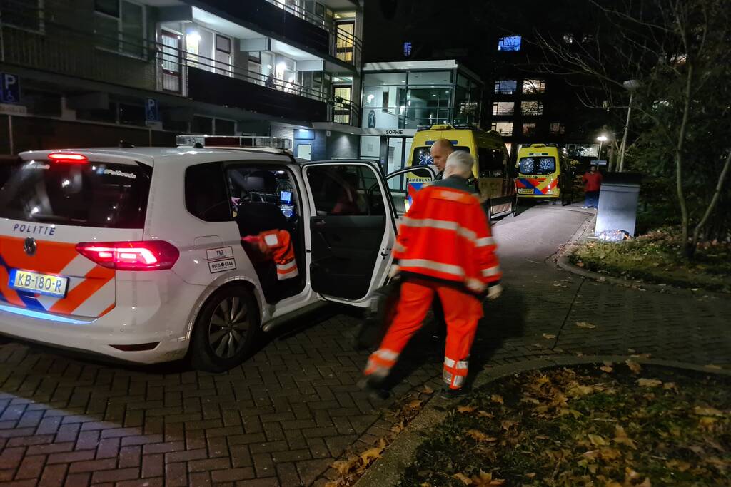 Traumahelikopter landt voor incident in woning