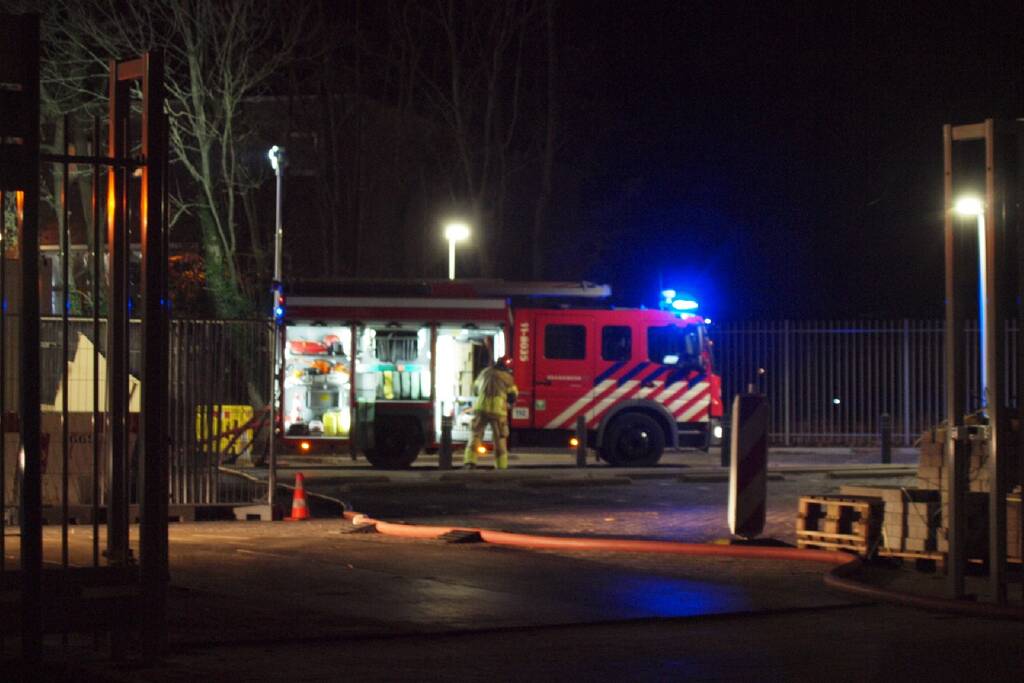 Grote brand in opslagtank met vetzuur bij Loders Croklaan