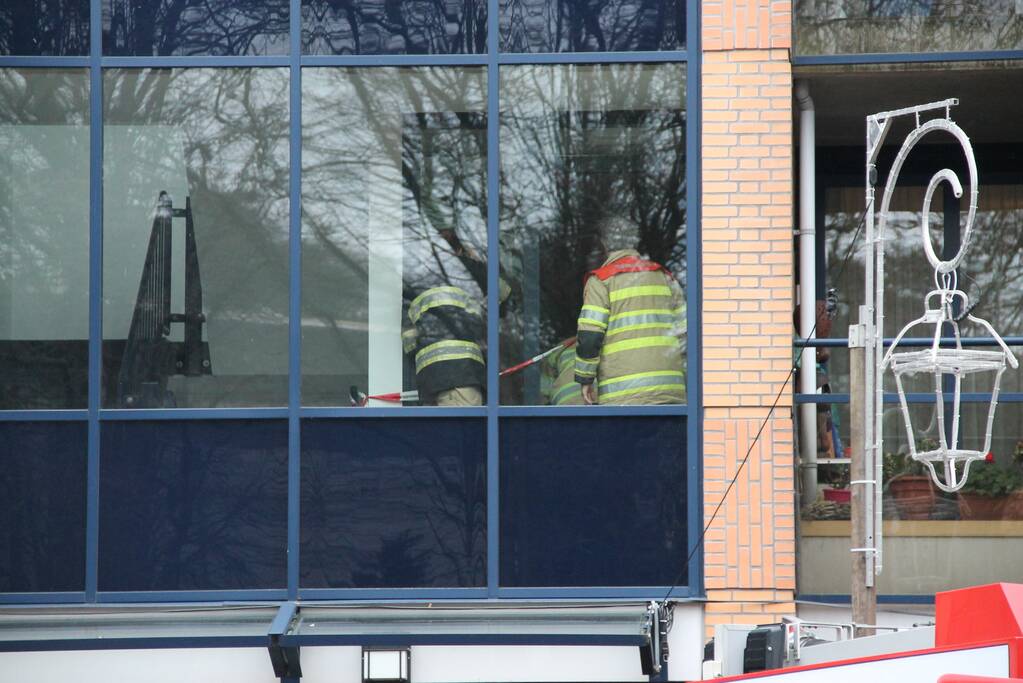 Brandweerman overleden na val van 4 meter
