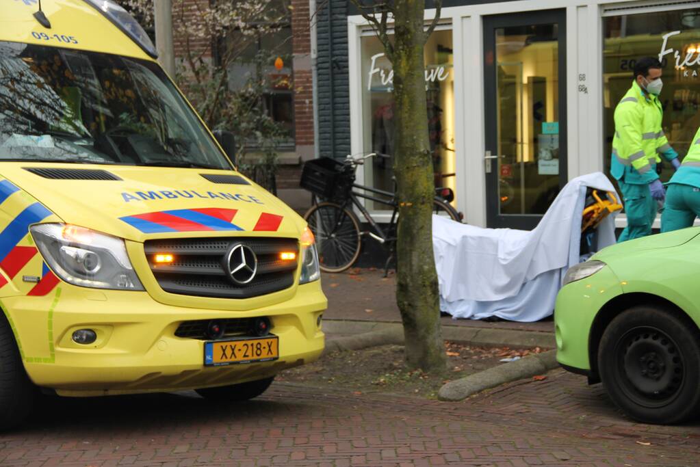 Ongeval tussen personenauto en scootmobiel