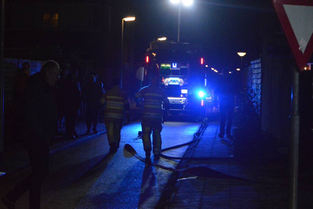Brand in woning door vuurwerk