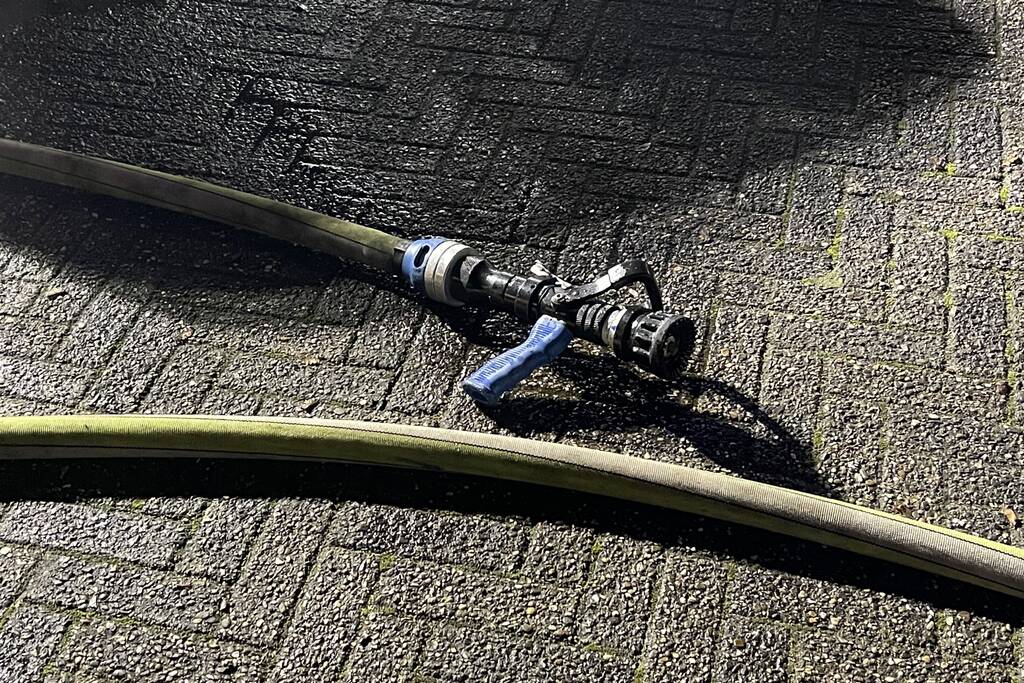 Auto volledig verwoest door brand