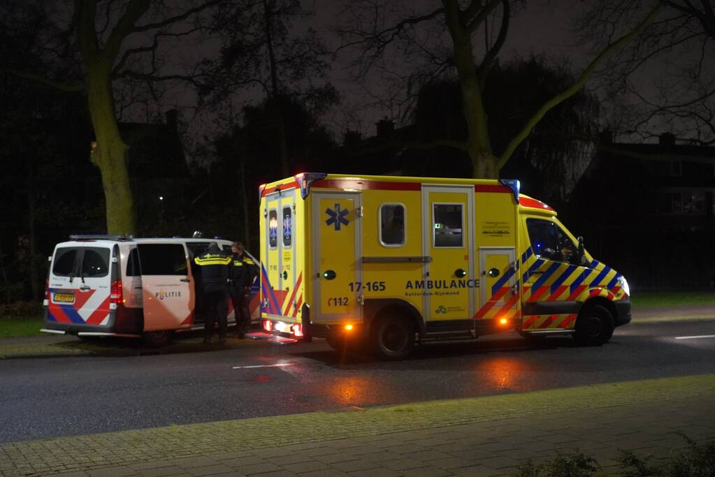 Meisje raakt te water