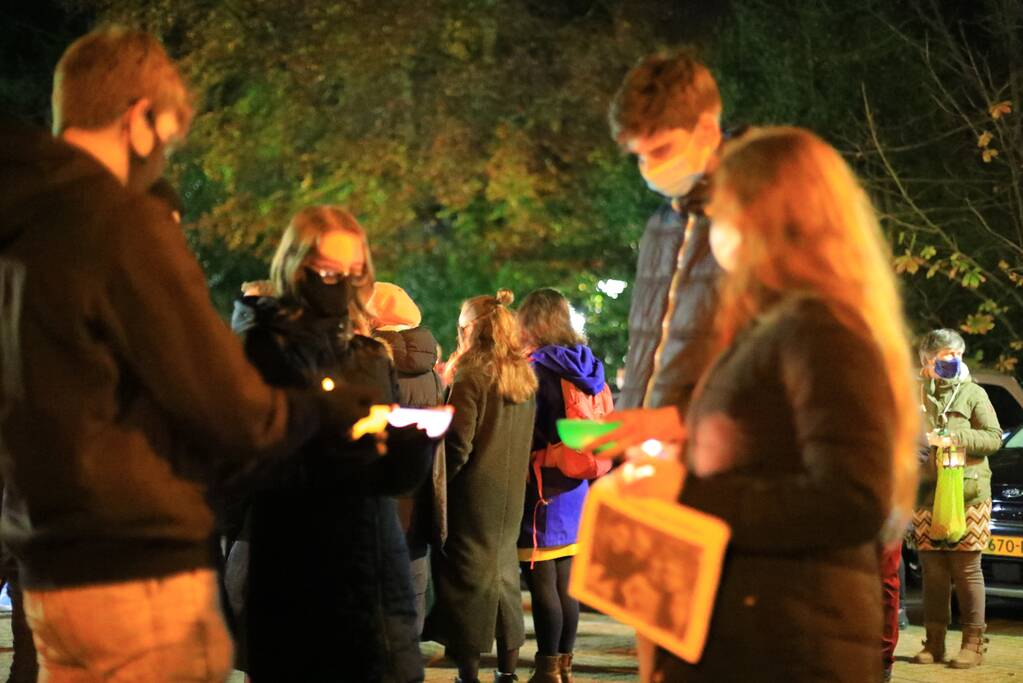 Protest tegen overplaatsing Irakees gezin uit azc