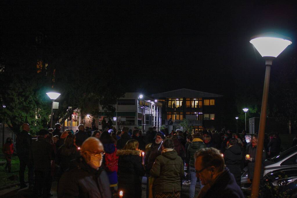 Protest tegen overplaatsing Irakees gezin uit azc