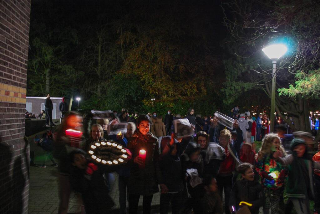 Protest tegen overplaatsing Irakees gezin uit azc