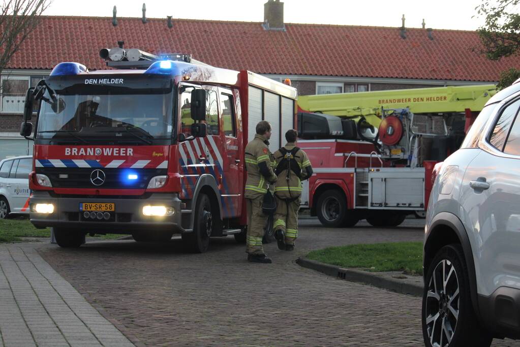 Schoorsteenbrand snel onder controle