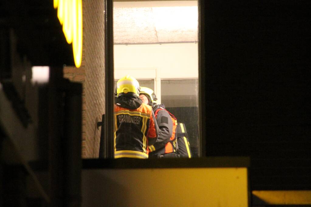 Bewoonster naar ziekenhuis na mogelijke gaslucht