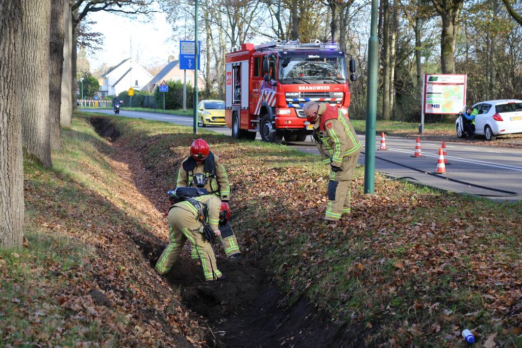 Gemeente raakt gasleiding tijdens schoonmaken van sloot