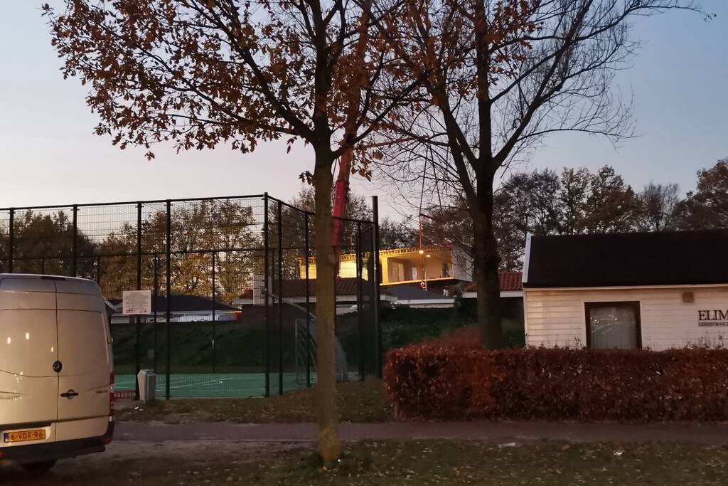 Grote politie-inzet bij ontruiming op woonwagenkamp