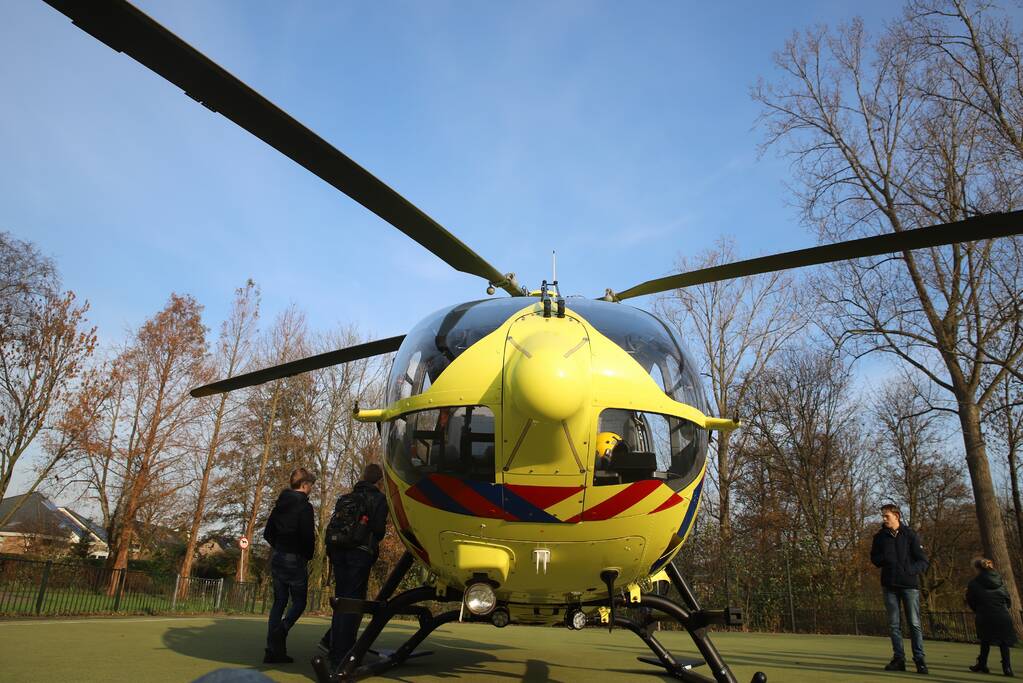 Inzet traumahelikopter trekt veel bekijks
