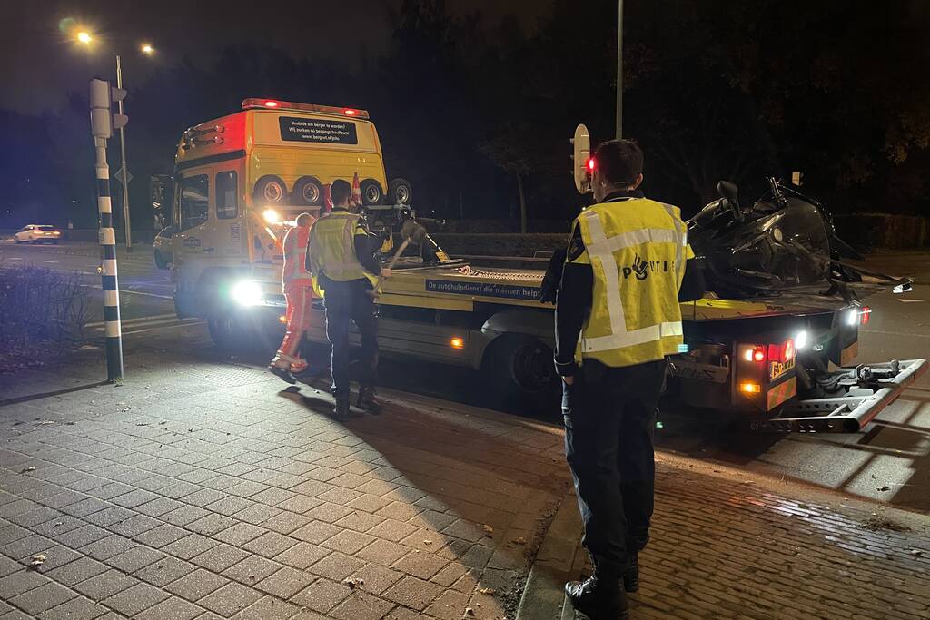 Motorrijder gewond na aanrijding met auto