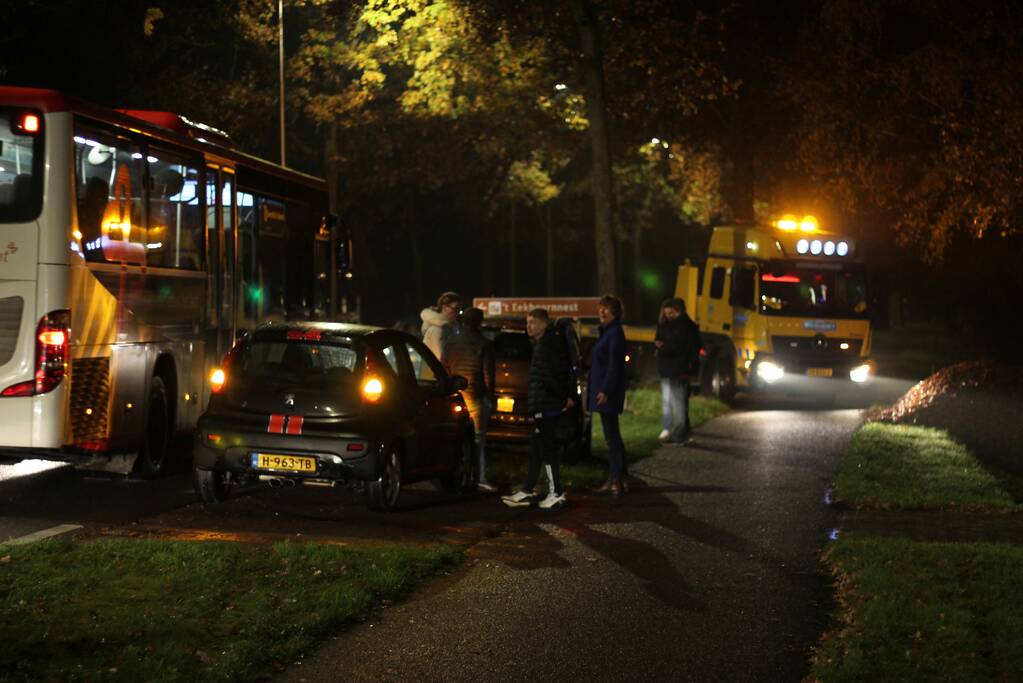 Botsing tussen vier auto's